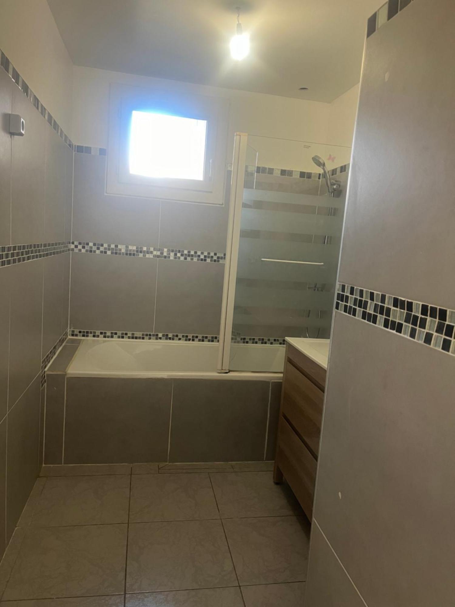 Villa Climatise Avec Piscine Et Jacuzzi Карпантра Экстерьер фото
