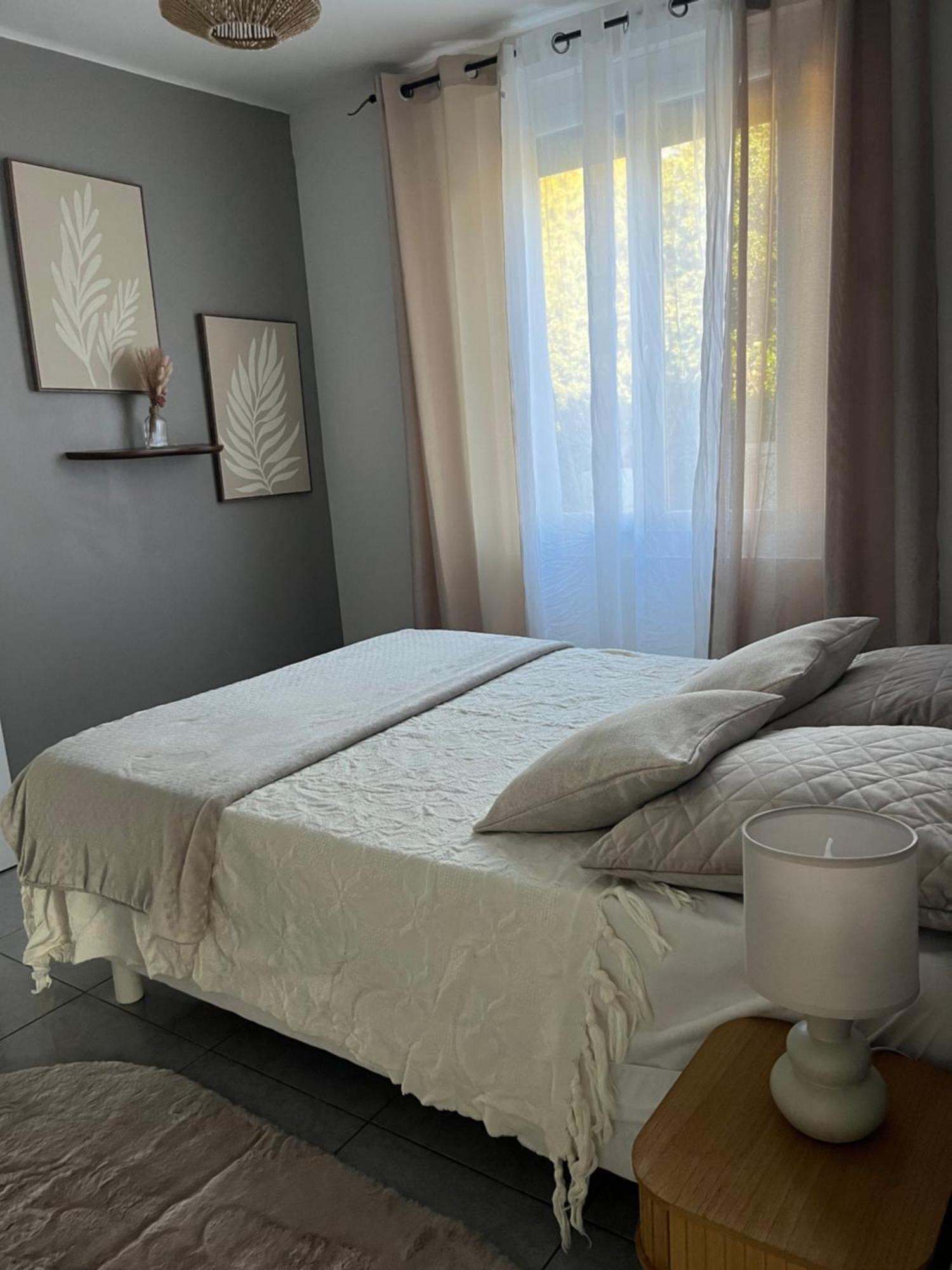 Villa Climatise Avec Piscine Et Jacuzzi Карпантра Экстерьер фото